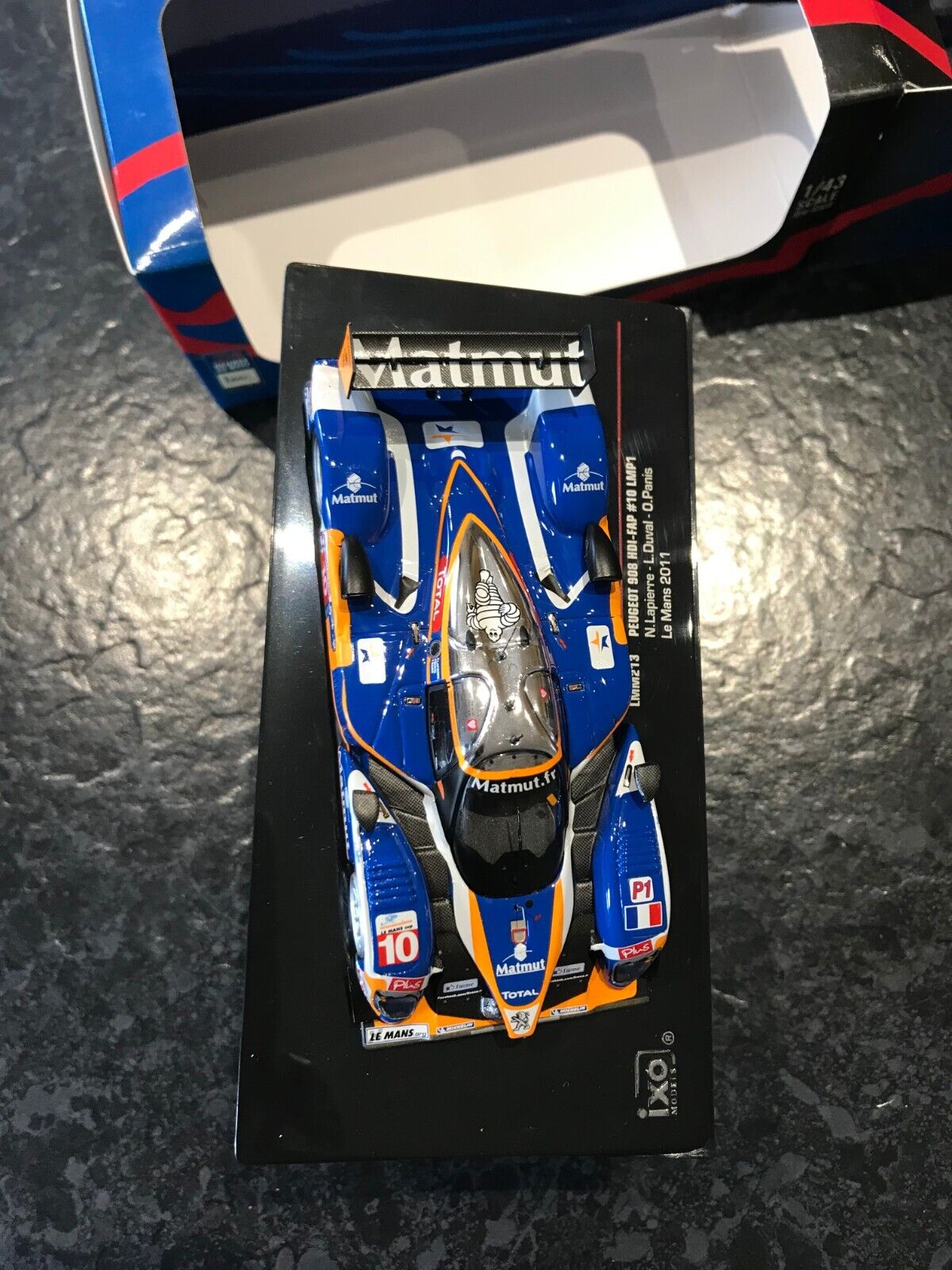 Picture 9 of 10