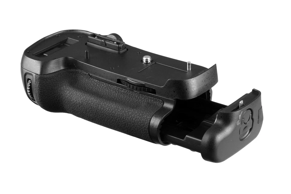 MB-D12 Battery Grip Pack for Nikon D810 D800 D800E Camera as MBD12 - Image 2 of 3