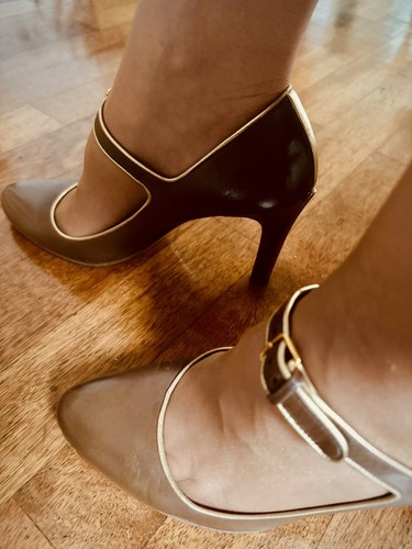 Miu Miu Pumps Nougat mit Gold abgesetzt Größe 41 - Bild 17 von 18