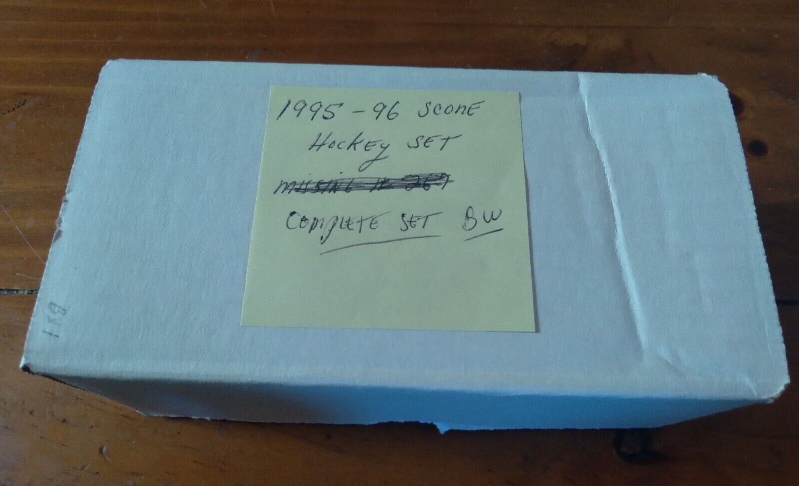 1995 - 96 Score Hockey Complete Set of 330 Cards.