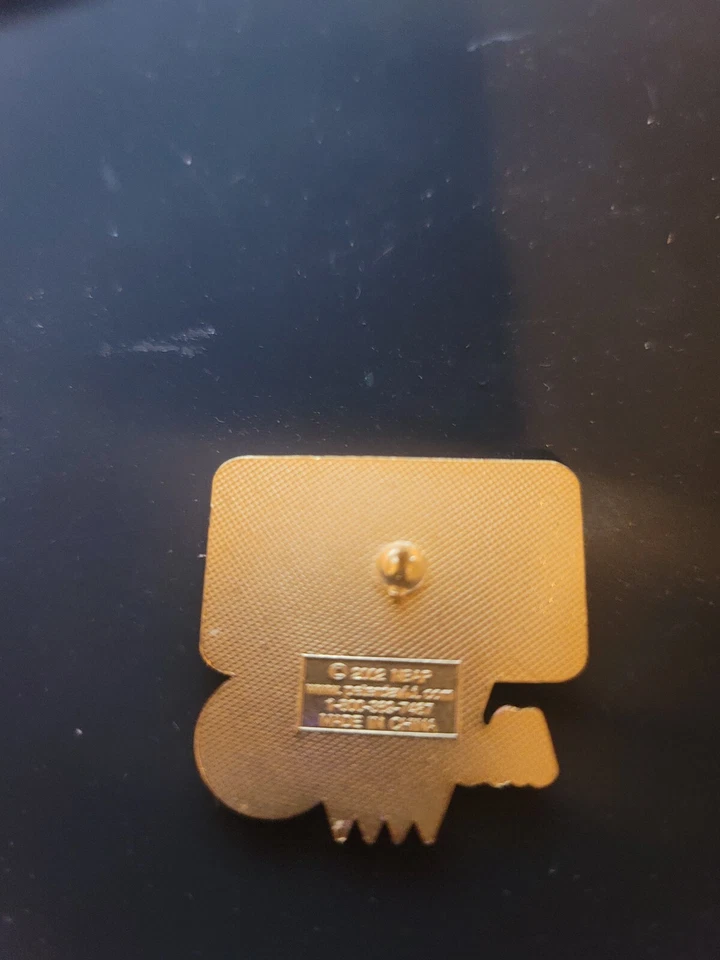 LA LAKERS KOBE BRYANT 2002 Championship Photo Lapel Pin-Peter David-Very Rare - Image 4 of 4