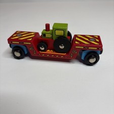 Bigjigs Tractor Low Loader Wooden Train Trailer inc Traktor RTBJT413