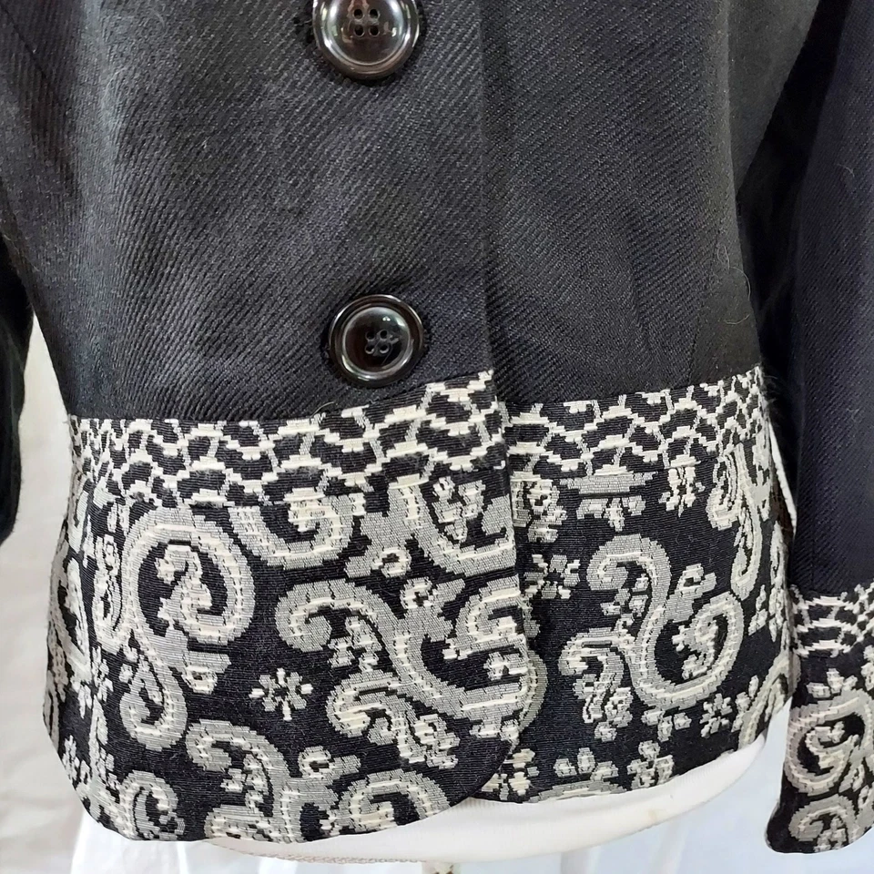 Chaqueta Blazer Coldwater Creek Talla P10 Forrada Abotonada Negra Blanca Manga Larga Foto 4 de 4