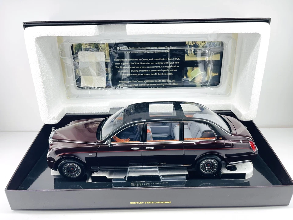 Minichamps 1/18 Bentley State Limousine 2002 Queen Elizabeth II New Super Rare - Image 3 of 4