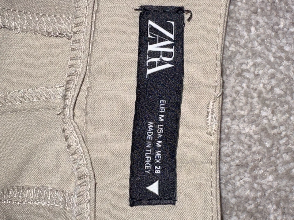 Zara Khaki Green Wide Leg Pleated Front Trousers Size M - Image 3 of 3