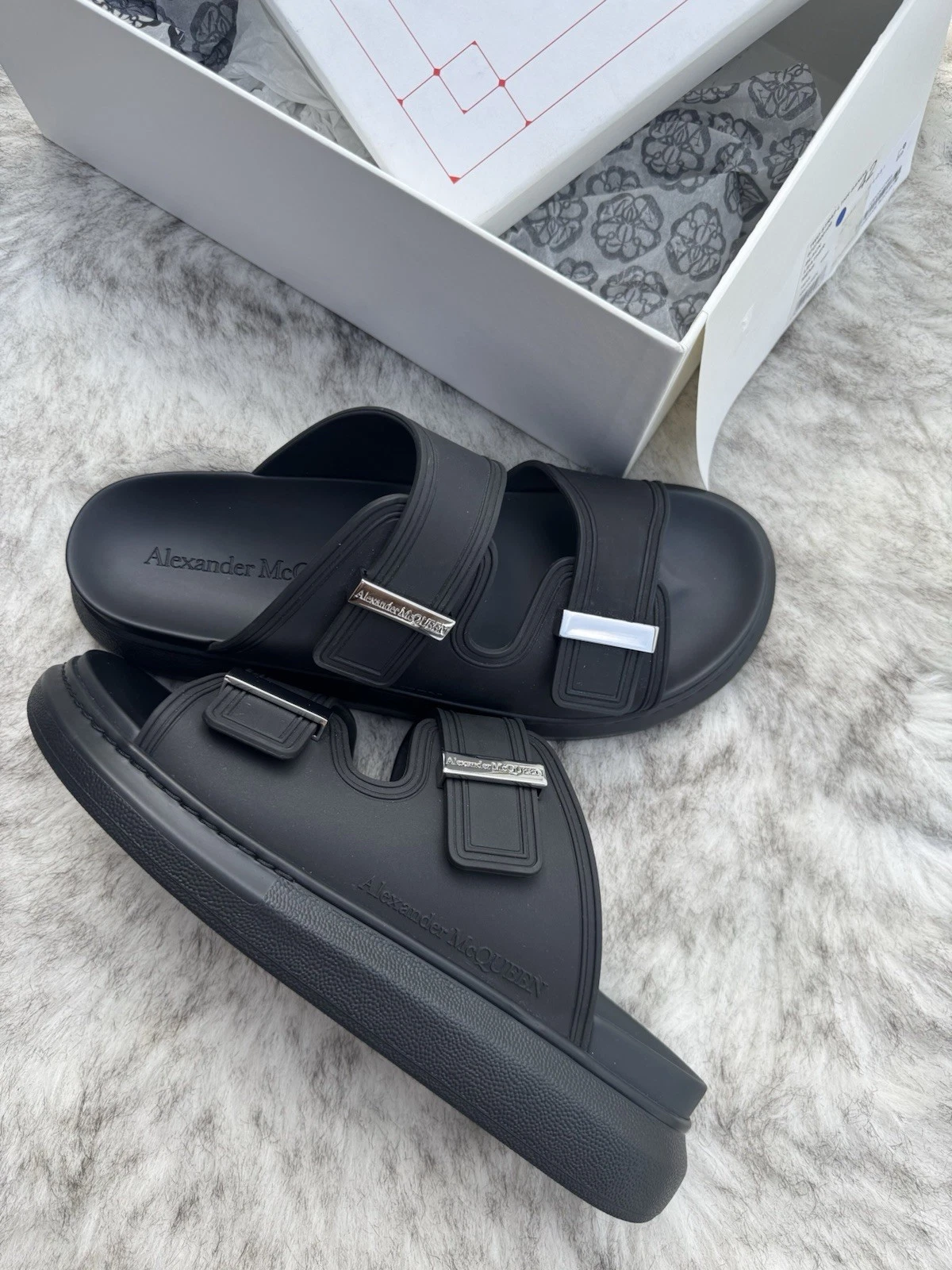 Alexander McQueen — Alexander McQueen Hybrid Double Buckle Sandals | Black | Size UK8 US9 EU42 AMQ