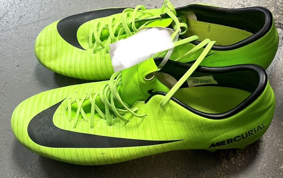 Nike Mercurial Vapor XI SG-AC US 13 Mens Cleats EUC | eBay Nike Mercurial Vapor XI SG-AC US 13 Mens Cleats EUC | eBay