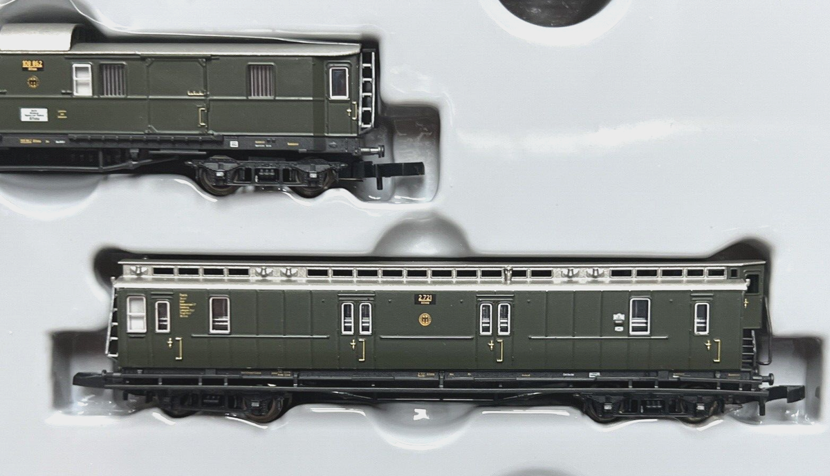 MARKLIN Z MINI CLUB 87580 2-CAR SET BAGGAGE MAIL CARS - NIB | eBay