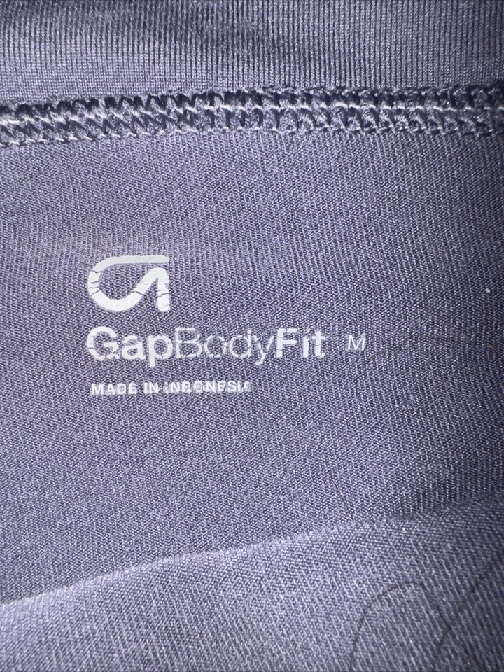 Shorts GAP BODY FIT leve, roxo conforto outono tamanho M - Imagem 4 de 4
