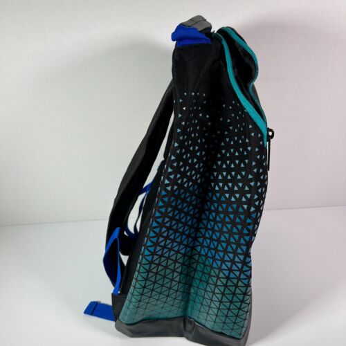 Ironman Triathlon 70.3 Coeur D'Alene Black White Teal Green Backpack Carry Bag - Picture 4 of 8