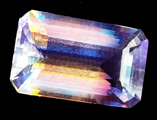 100.65 Ct Certified Mystic Quartz In Rainbow Color Loose Gemstone Emerald Shape - Image 3 of 4