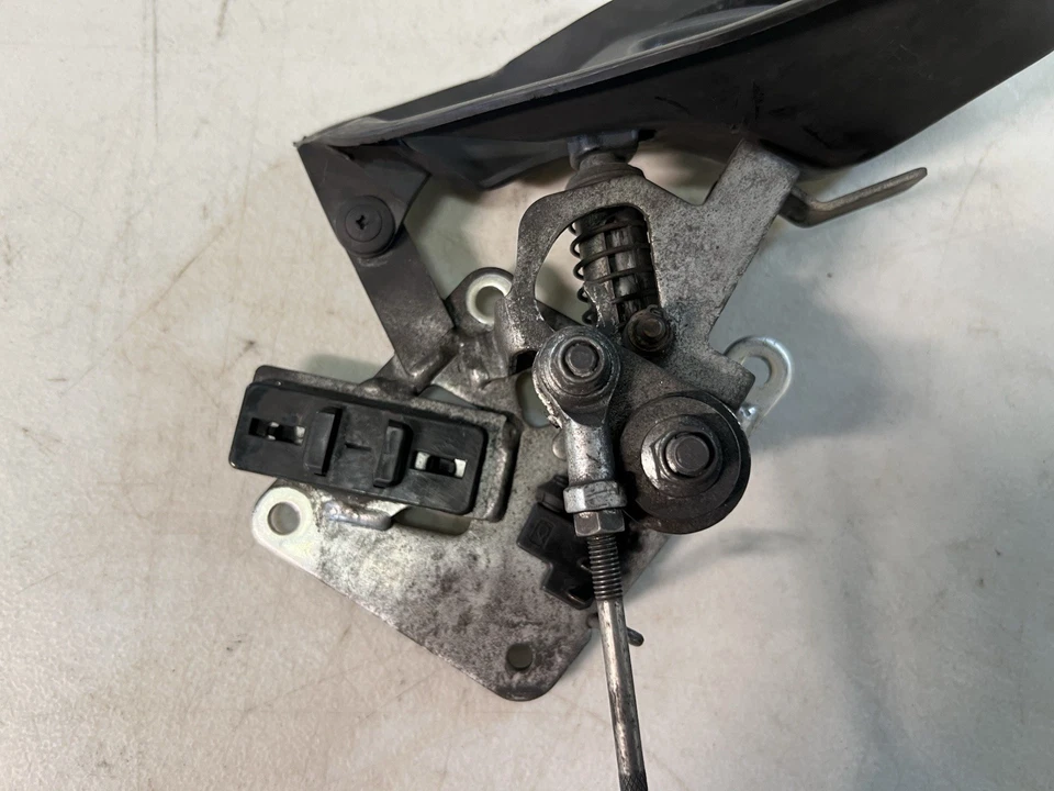 2012 Yamaha FX Nytro MTX XTX RTX Reverse Lever - Image 4 of 4