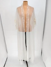 Vintage Val Mode Peignoir Robe Chemise Lace Bow Detail White Size Medium Bridal