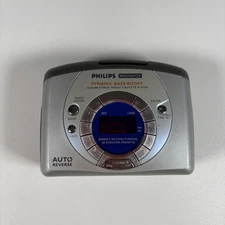 Philips Magnavox AQ6688 Stereo AM/FM Radio Cassette Player Dynamic Base Boost