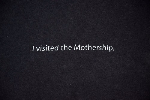 Apple Store Logo I Visited The Mothership Black XL 44” Hanes Beefy T Shirt Rare - Picture 2 of 6