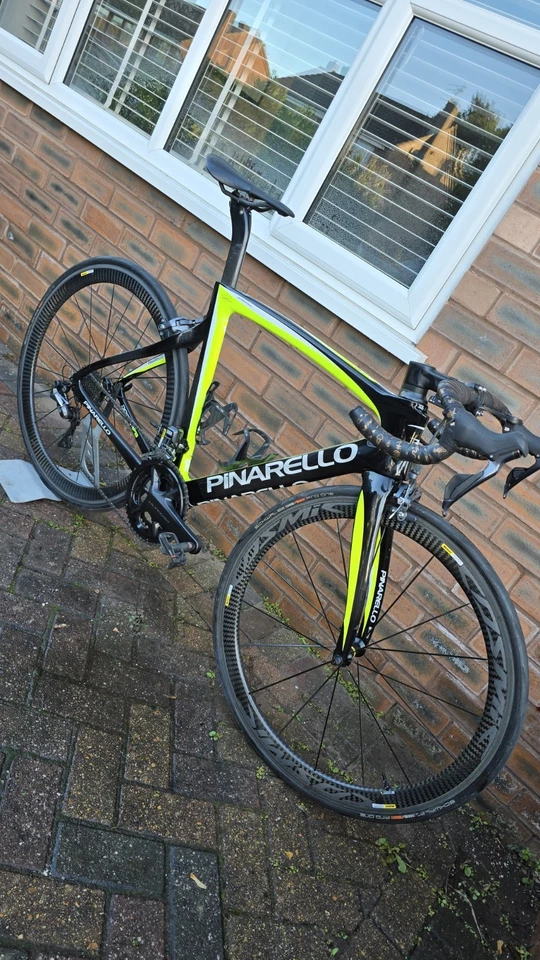 ​Pinarello Dogma F8 Carbon Road Bike – Shimano Ultegra Di2 – Mavic Cosmic  54cm, photo 1 of 5