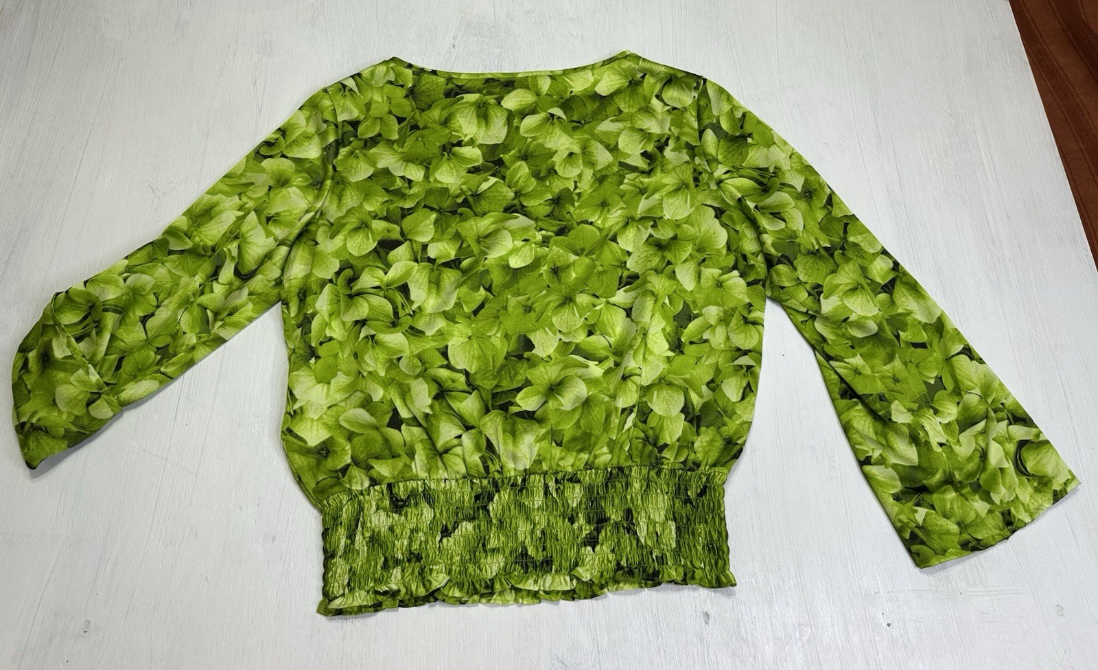 Michael Kors Petite M Green Floral Smocked Blouse Roll Tab Long Sleeve thumbnail 3