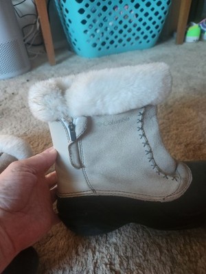 Columbia Sierra Flurry Omni-Heat Insulated Faux Fur Zip Snow Boots 8.5