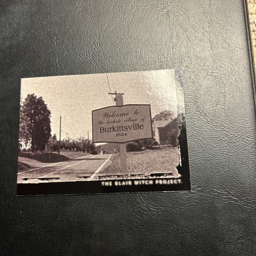 Jb8b The Blair Witch Project, 1999 Topps #17 Students Welcome To Burkittsville - Picture 1 of 2