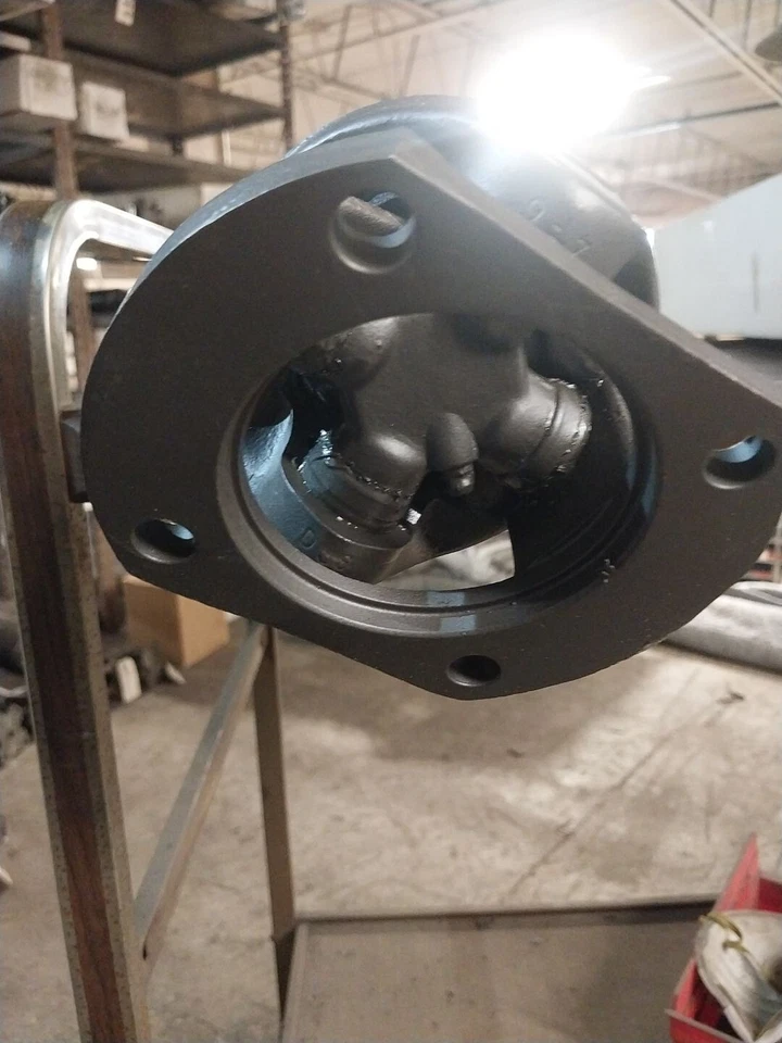 Árbol de transmisión Dodge 94-99 Ram1500 AWD/4WD 94-97 2500 98-99 3500 00-01 1500 Foto 3 de 4