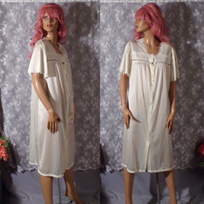 Vintage Cream Lace Robe Size Large 80s Retro Nylon Coquette Granny Light Weight