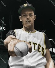 DW2 Elroy Face Pittsburgh Pirates Baseball 8x10 11x14 16x20 Colorized Photo