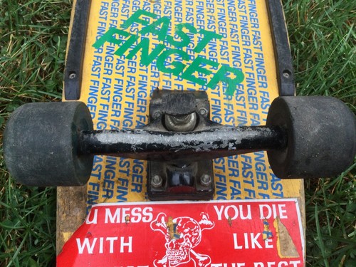 Vintage Sport Fun Inc. Fast Finger Skate Board - Picture 6 of 10