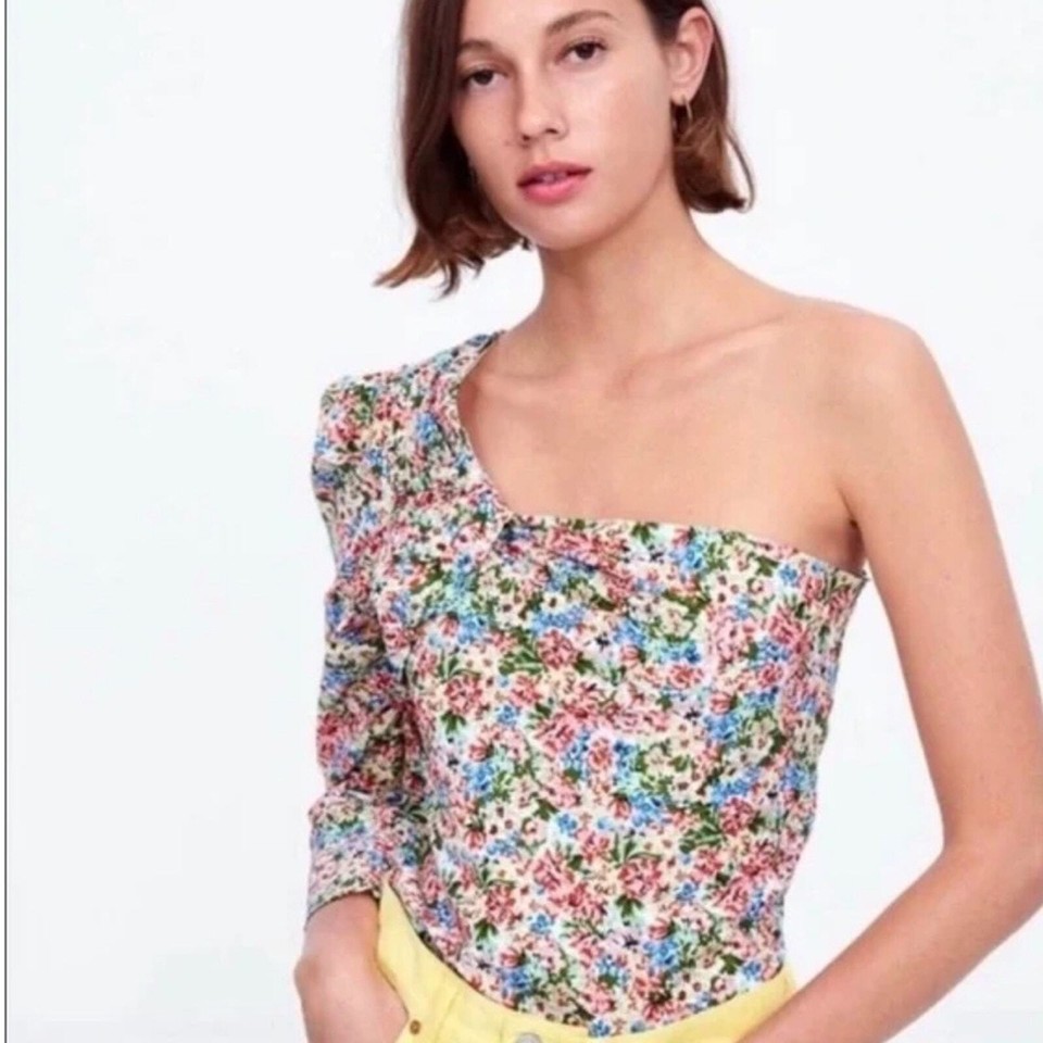 Zara Ditsy Floral One Shoulder Puff Sleeve Blouse size small eBay