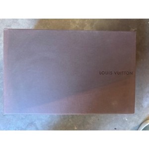 Louis Vuitton box
