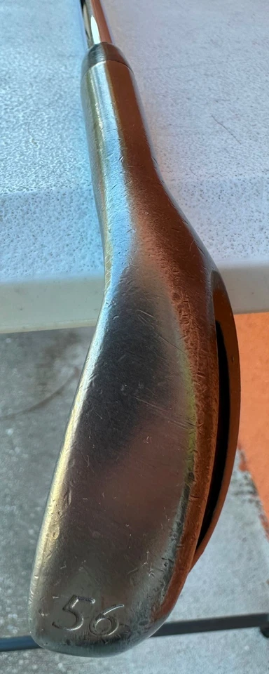 Ranhuras de caixa Lynx LXW 56*-12 SAND WEDGE. Destro. Steel Dynamic Gold R200 - Imagem 2 de 4