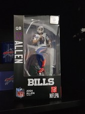 2021-22 Imports Dragon NFL Football Figures Gallery and Checklist 44