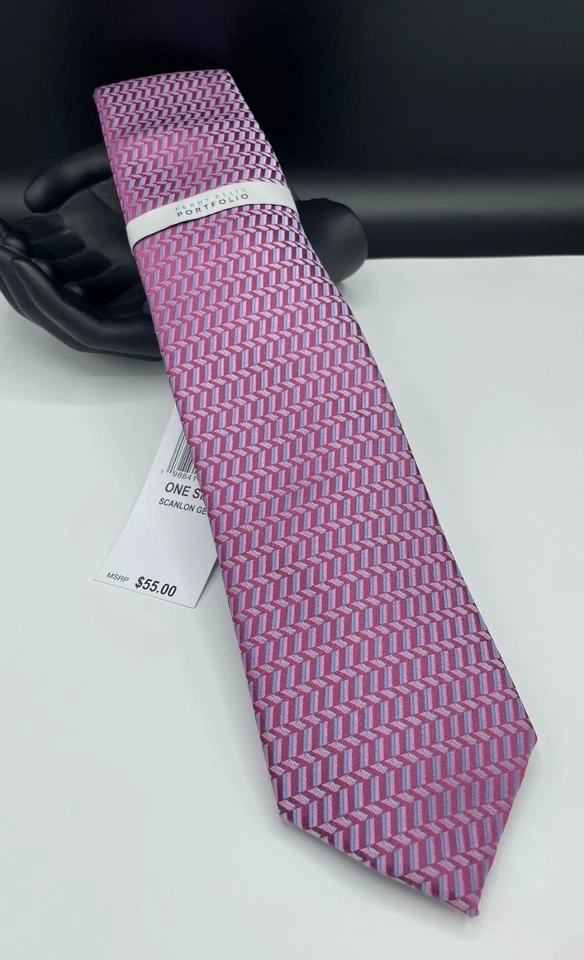 Corbata 100 % poliéster portafolio PERRY ELLIS para hombre ~ Scanlon Geo ~ Precio de venta sugerido por el fabricante: $55. Foto 2 de 3