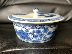 Antique Chinese Blue And White Porcelain Ceramic Landscape Jar With Lid