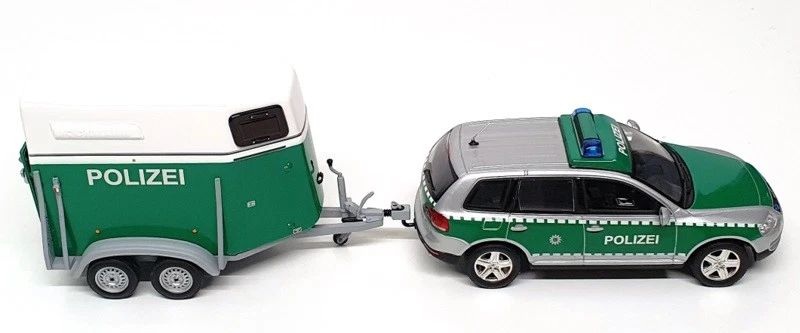 Minichamps 1/43 Scale 402 052090 2002 VW Touareg & Horse Trailer Polizei Dresden - Image 4 of 4