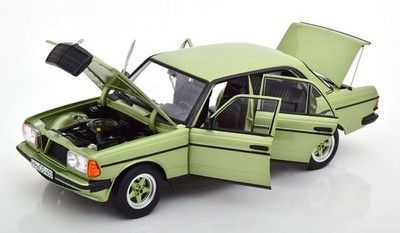 Norev 1/18 Scale 183795 - Mercedes Benz 200 With AMG Bodykit - Silver/Green