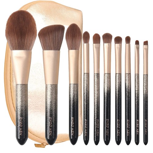 TOM FORD Makeup Brush - NATURAL HAIR (JAPAN) NEW IN BOX - 04 SHADE