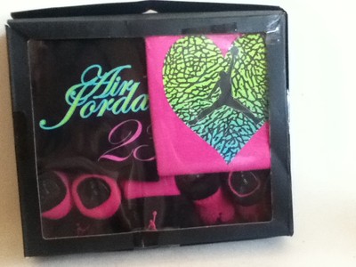 nike newborn gift sets