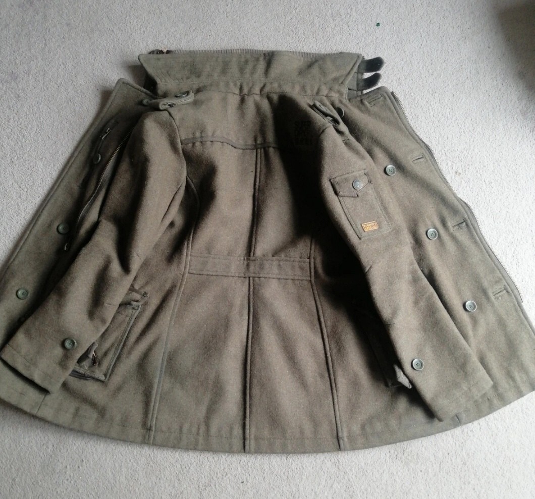 Picture 4 of 7