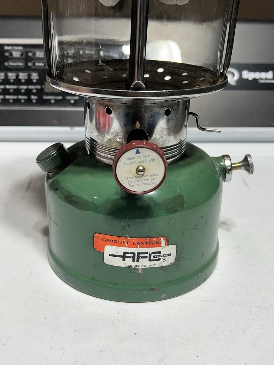 Vintage Green AFC Ashflash Gasoline Lantern Model 1022 Untested AS