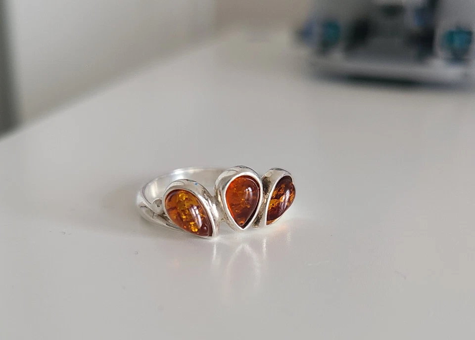 Anillo ámbar y plata de ley Foto 2 de 4
