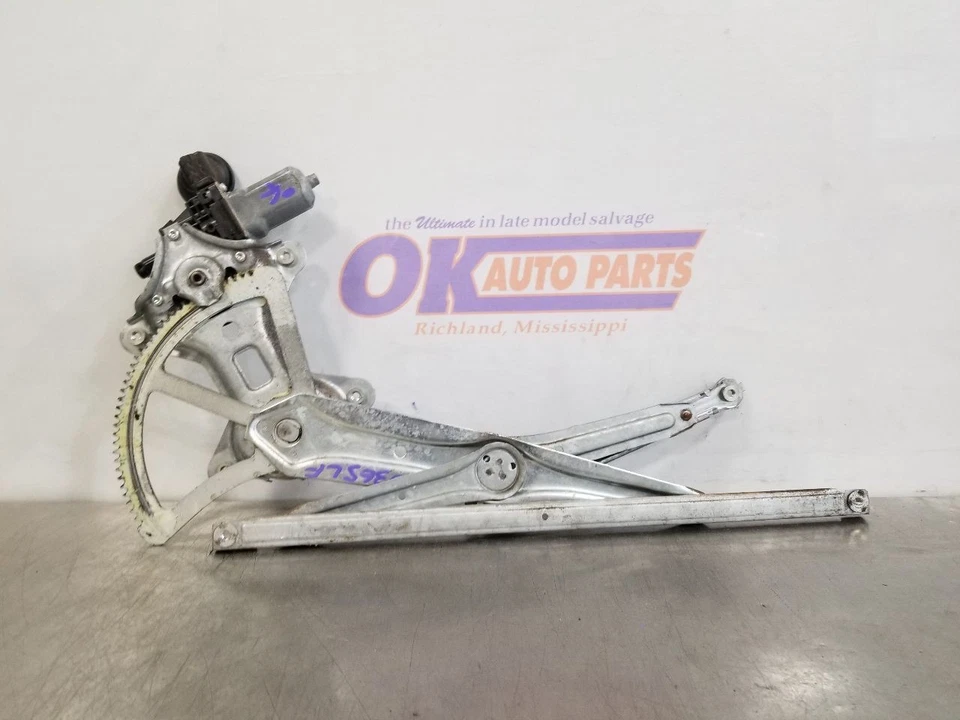 13 2013 TOYOTA TACOMA CREW CAB DRIVER LEFT FRONT DOOR WINDOW REGULATOR  - Imagem 4 de 4