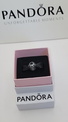 Authentic Pandora Glacial Beauty Charm with Blue Crystal 796360NSB W/ Box