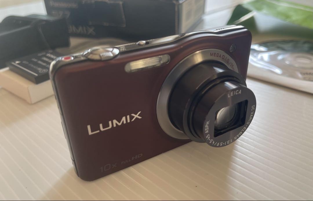DMC - SZ7 Panasonic LUMIX DMC - SZ7 Compact Digital Camera
