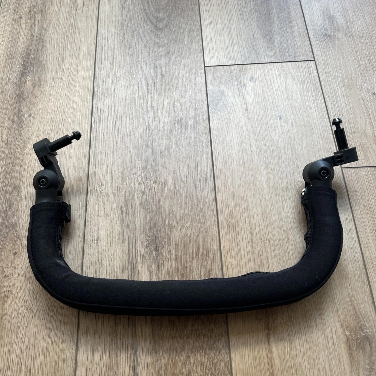 Out N About V6 bumper bar genuine bar.
Opens in a new window or tab