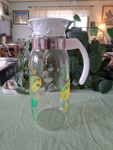 Vintage 1qt. Glass Carafe Pitcher-Pyrex?-Lemons-Limes-Kitchen-Drinks--(S+D)