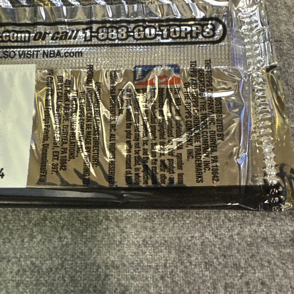 205-06 Topps Chrome Basketball Hobby Pack Factory Sealed - Image 4 of 4