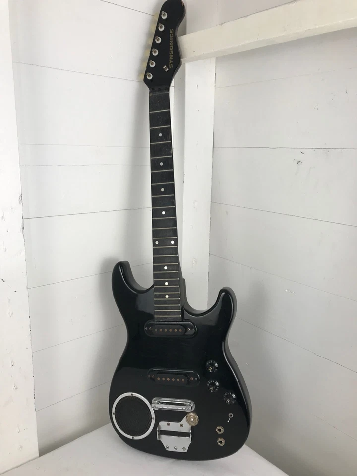 Synsonics电吉他带内置电池供电扩音器-维修项目 — 第 2/4 张图片