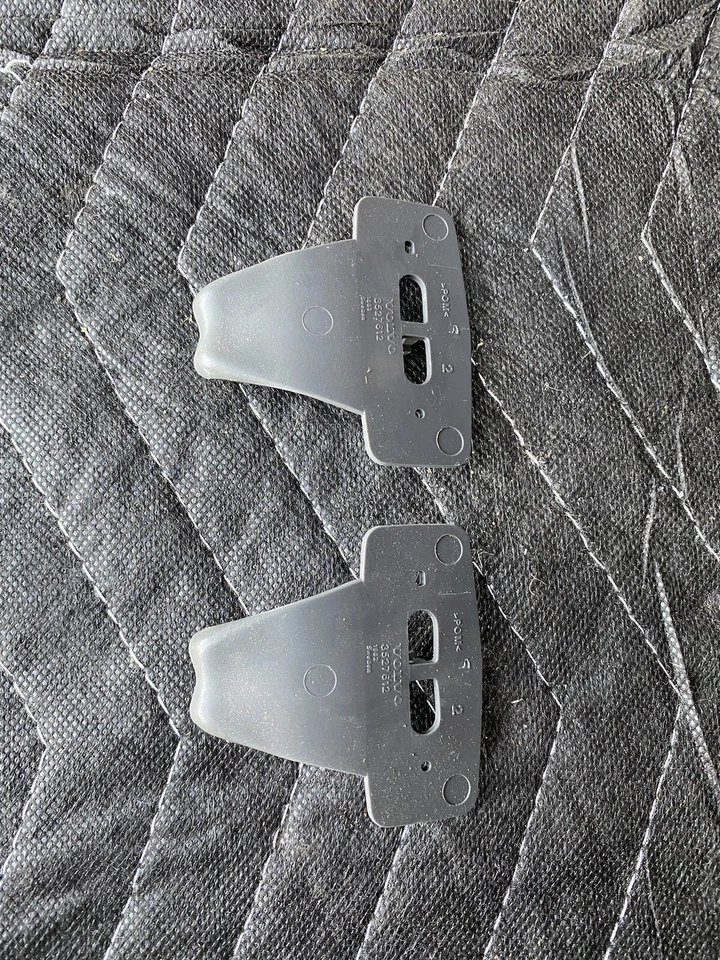 Par de ganchos grises para mango de agarre superior Volvo 740 760 940 960 3527612 OEM #2200E Foto 3 de 4