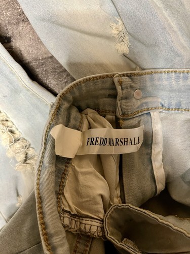 Fredd Marshall Girls 16 Jeans Light Blue Stone Wash Rips On Legs Slim - Picture 5 of 9