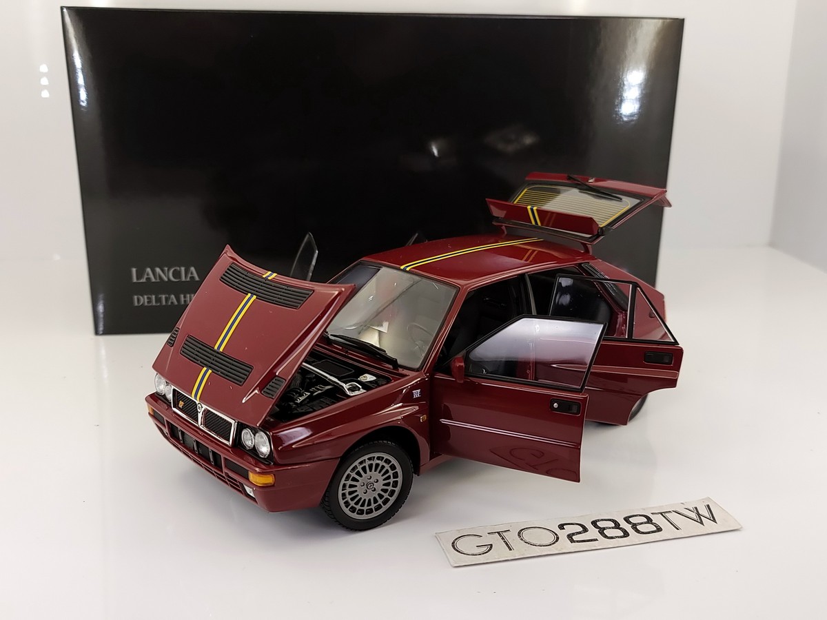 Kyosho 1:18 Lancia Delta HF integrale Evo 2 Kyosho 1:18 Lancia Delta HF integrale Evo 2